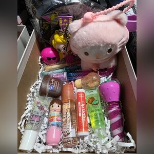 Girls Assorted Lip Balm and Accessories Set
